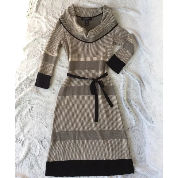 SALE! Nine West Chic Dress - Picture 3 of 6